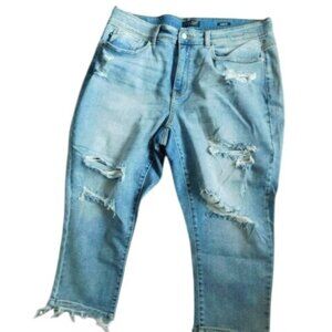Judy Blue Size 20W Plus Size Capri Fit Cropped Distressed STRETCH Denim Jeans